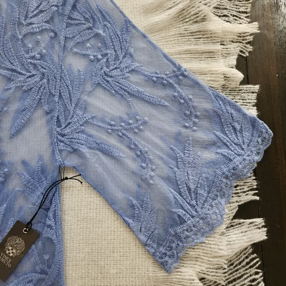 Vince Camuto sheer lace cardigans/kimonos - Picture 6 of 8